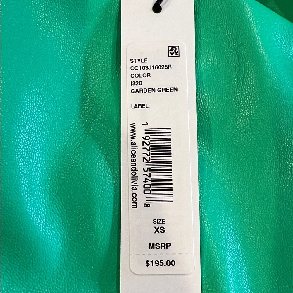 NWT Alice + Olivia Vibrant Green Vegan Leather Crop Top Size XS - Picture 4 of 7